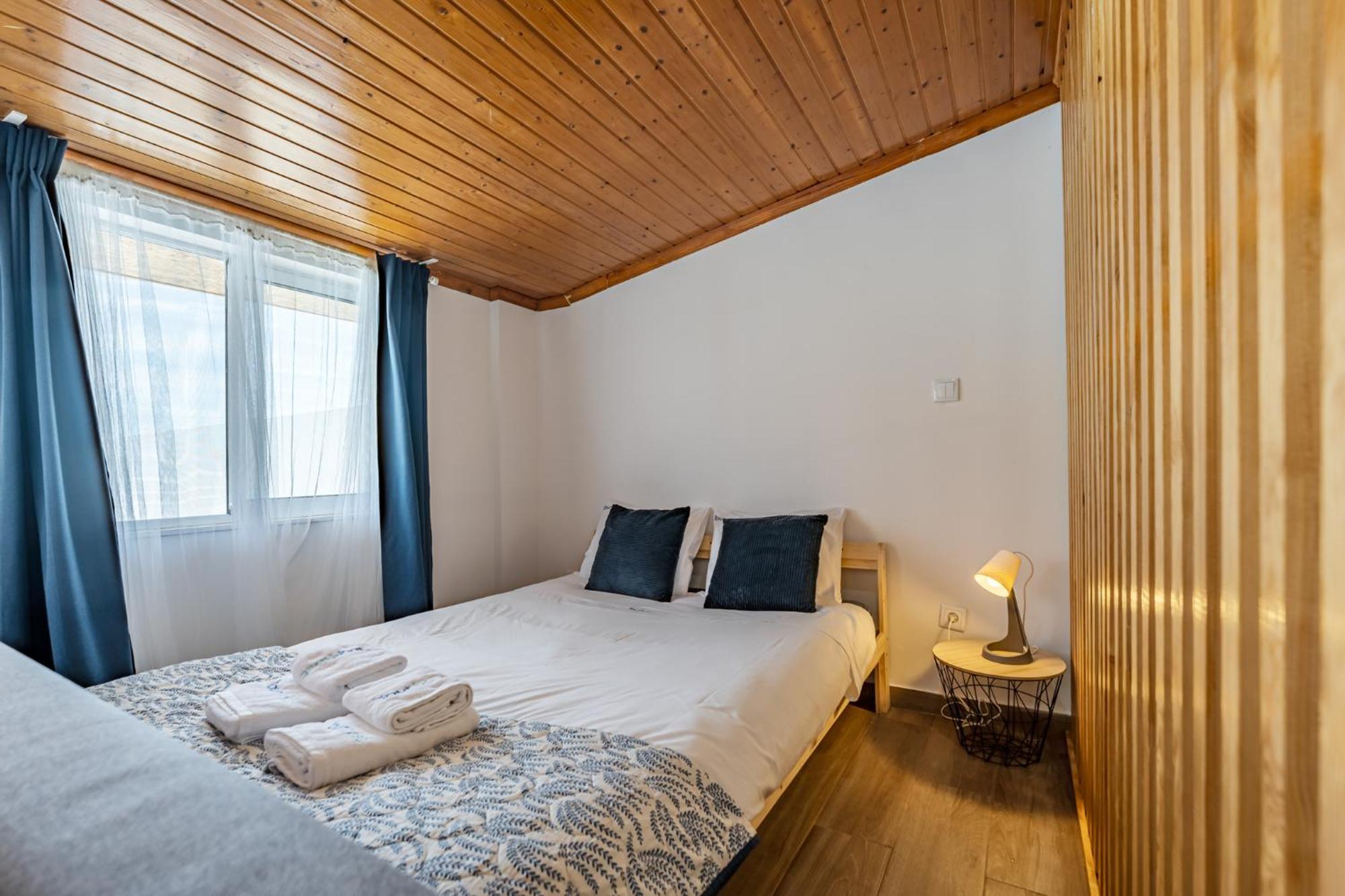 Apartament Wake Up With The Sea Breeze- House With Pool Ap1 Lavra Zewnętrze zdjęcie